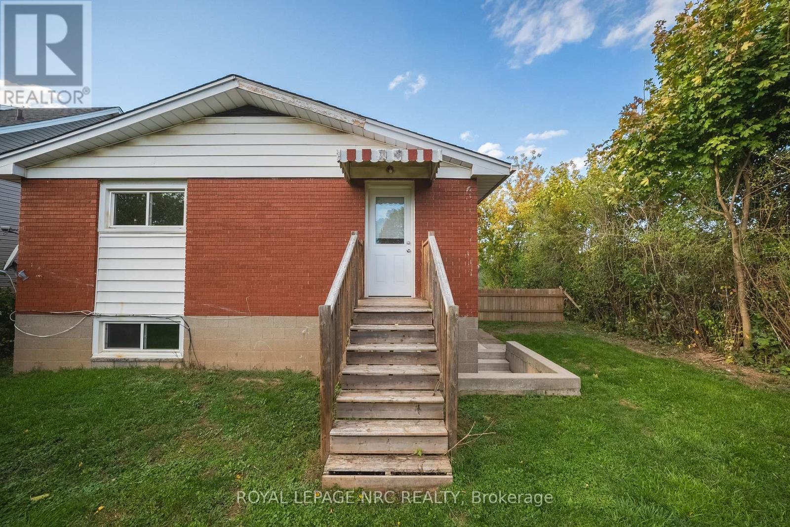 42 Fawell Avenue, St. Catharines, Ontario  L2S 2V6 - Photo 25 - X12480526