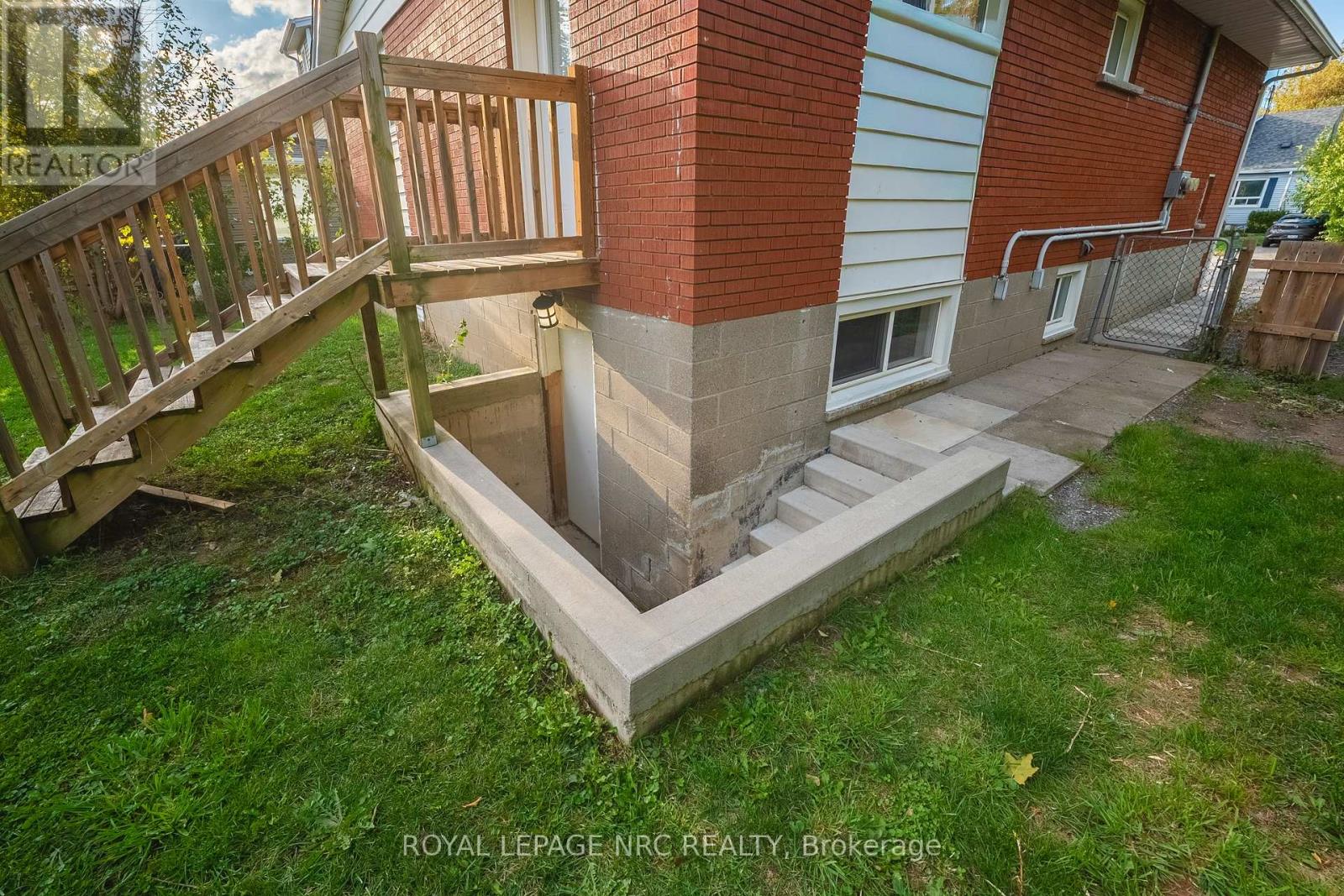 42 Fawell Avenue, St. Catharines, Ontario  L2S 2V6 - Photo 26 - X12480526