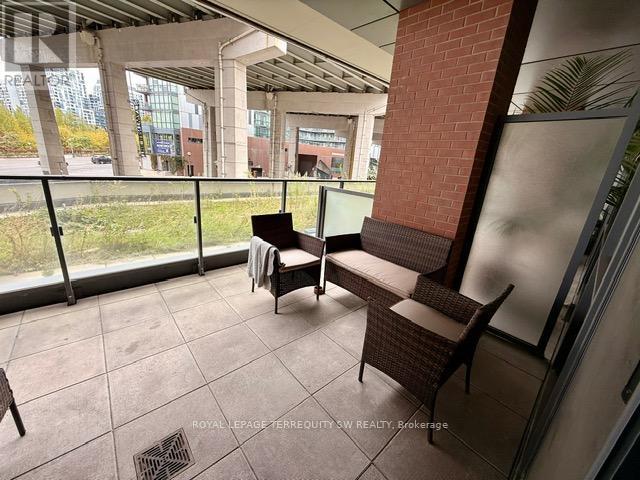 208 - 50 Bruyeres Mews, Toronto, Ontario  M5V 0H8 - Photo 12 - C12480430