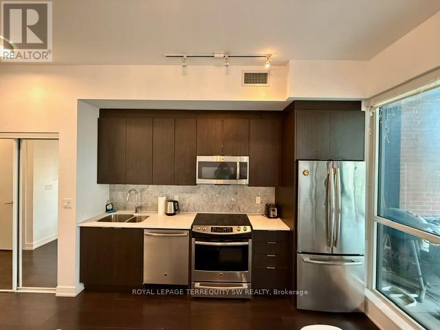 208 - 50 Bruyeres Mews, Toronto, Ontario  M5V 0H8 - Photo 14 - C12480430