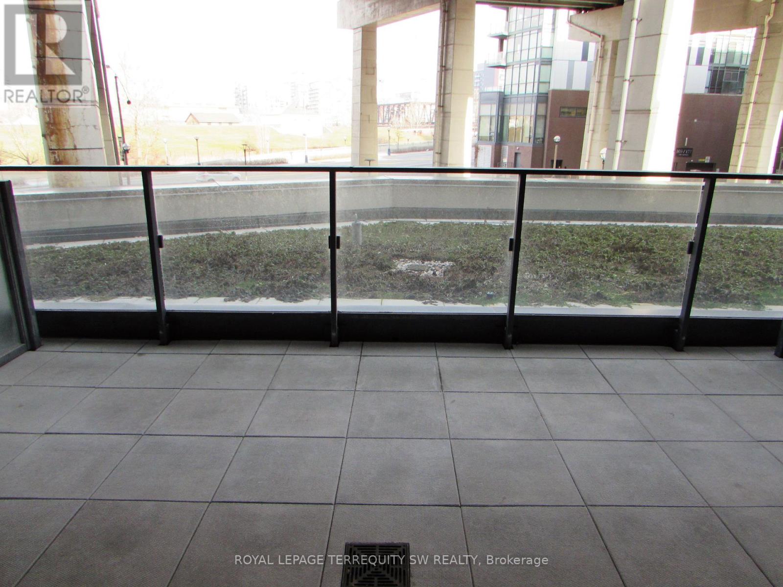 208 - 50 Bruyeres Mews, Toronto, Ontario  M5V 0H8 - Photo 22 - C12480430