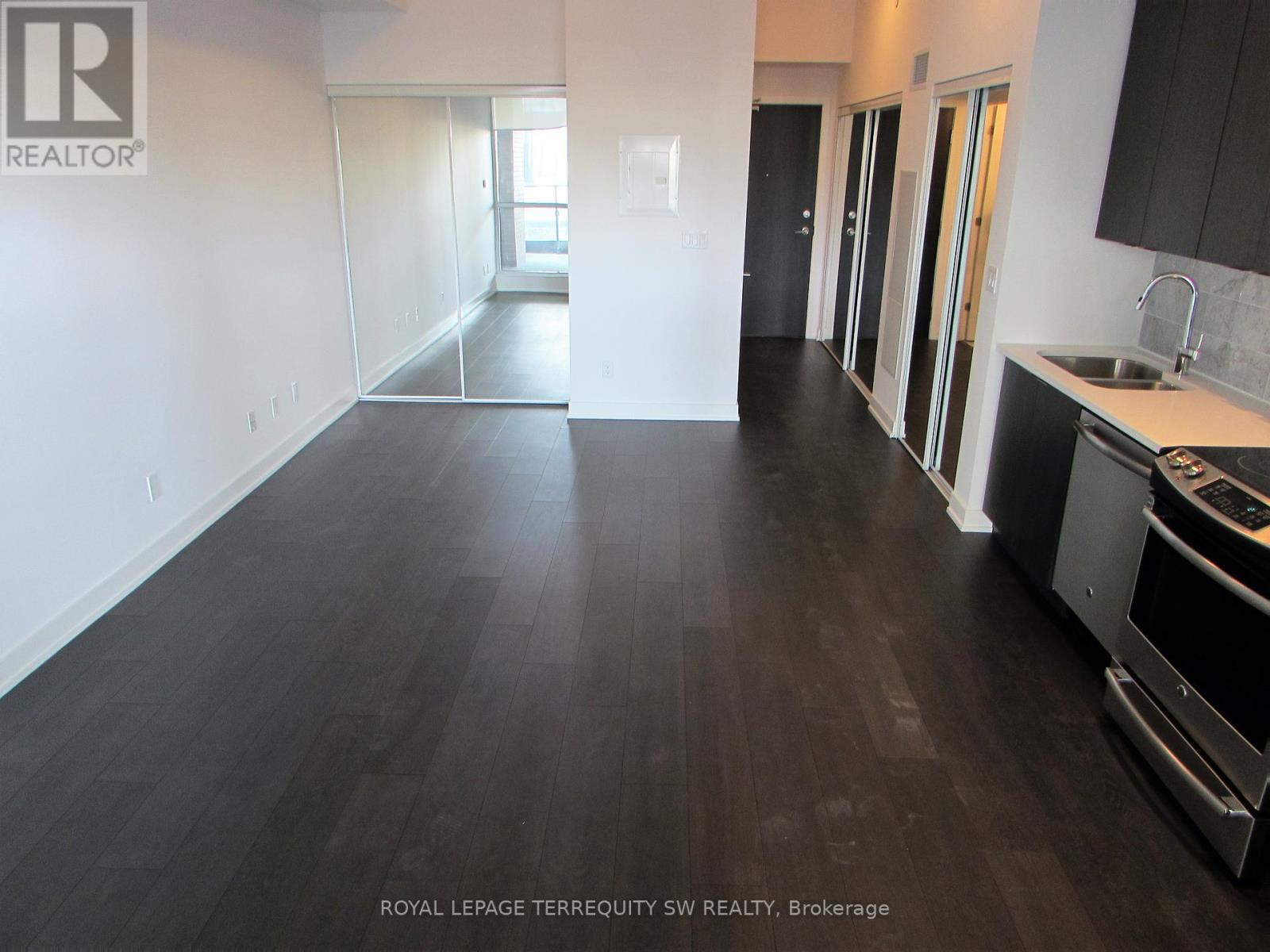 208 - 50 Bruyeres Mews, Toronto, Ontario  M5V 0H8 - Photo 23 - C12480430