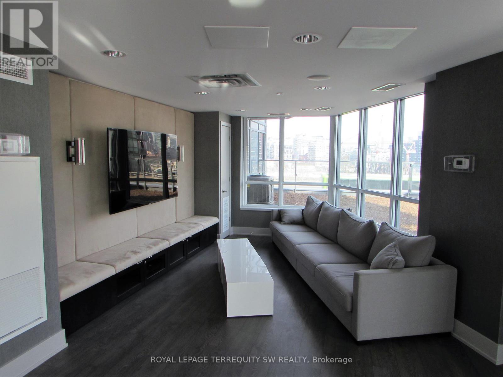 208 - 50 Bruyeres Mews, Toronto, Ontario  M5V 0H8 - Photo 31 - C12480430