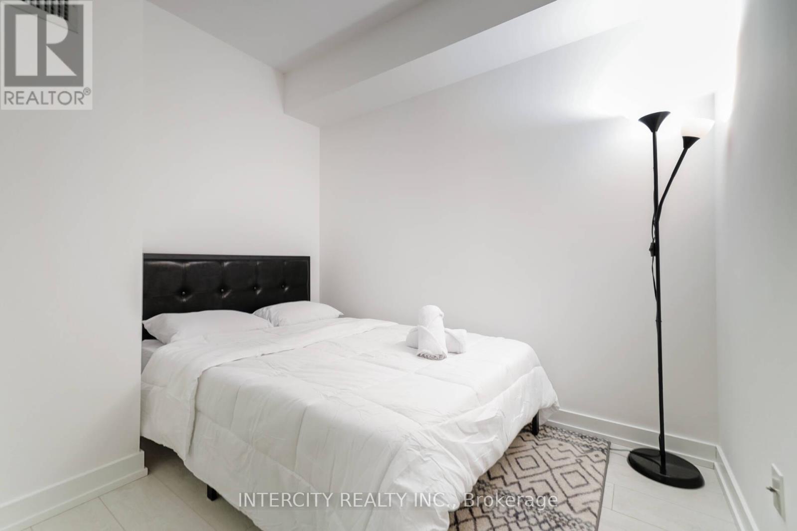 2709 - 19 Western Battery Road, Toronto, Ontario  M6K 3S4 - Photo 13 - C12480433