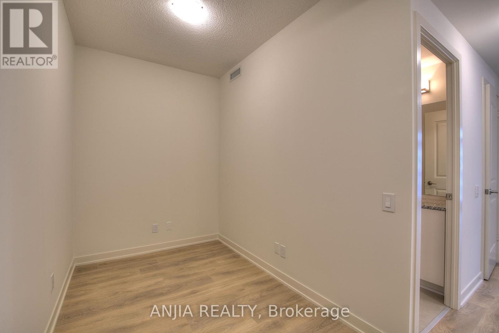 1803 - 4955 Yonge Street, Toronto, Ontario  M2N 0L8 - Photo 14 - C12480462