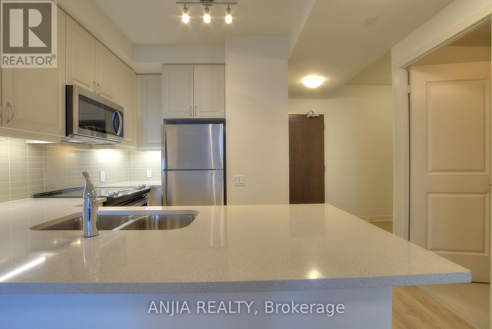 1803 - 4955 Yonge Street, Toronto, Ontario  M2N 0L8 - Photo 9 - C12480462