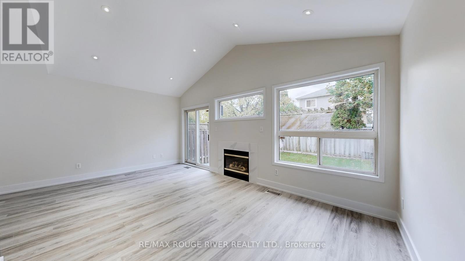 6 Hibbard Drive, Ajax, Ontario  L1Z 1J7 - Photo 16 - E12480473