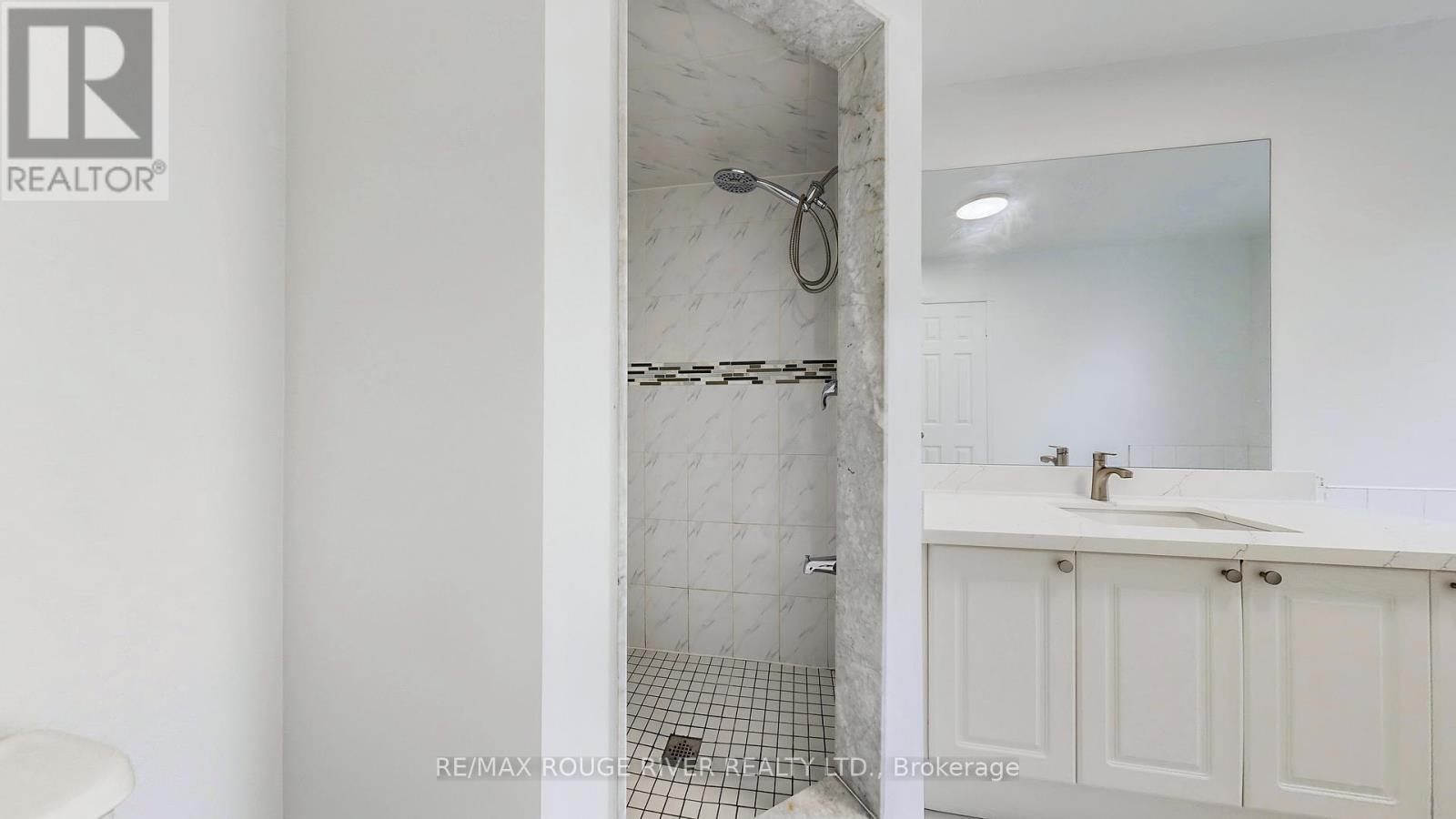 6 Hibbard Drive, Ajax, Ontario  L1Z 1J7 - Photo 35 - E12480473