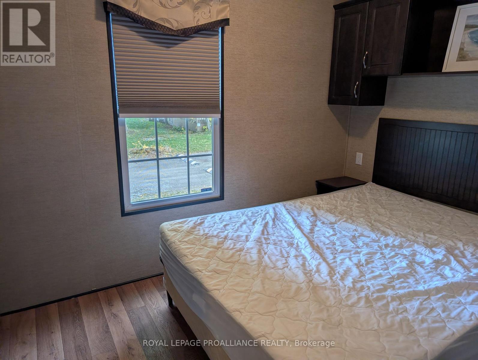 486 Cty Rd 18- 7 Beachview Lane, Prince Edward County (Athol Ward), Ontario  K0K 1P0 - Photo 16 - X12480506