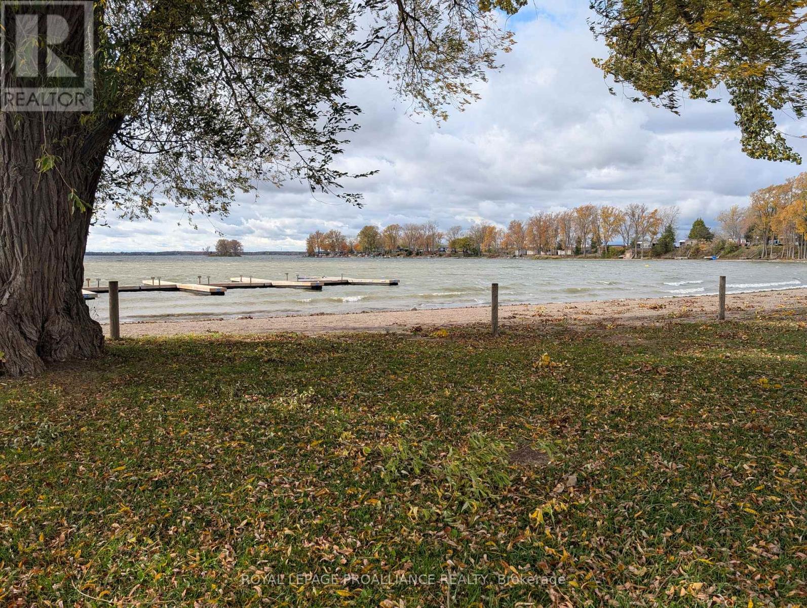 486 Cty Rd 18- 7 Beachview Lane, Prince Edward County (Athol Ward), Ontario  K0K 1P0 - Photo 21 - X12480506