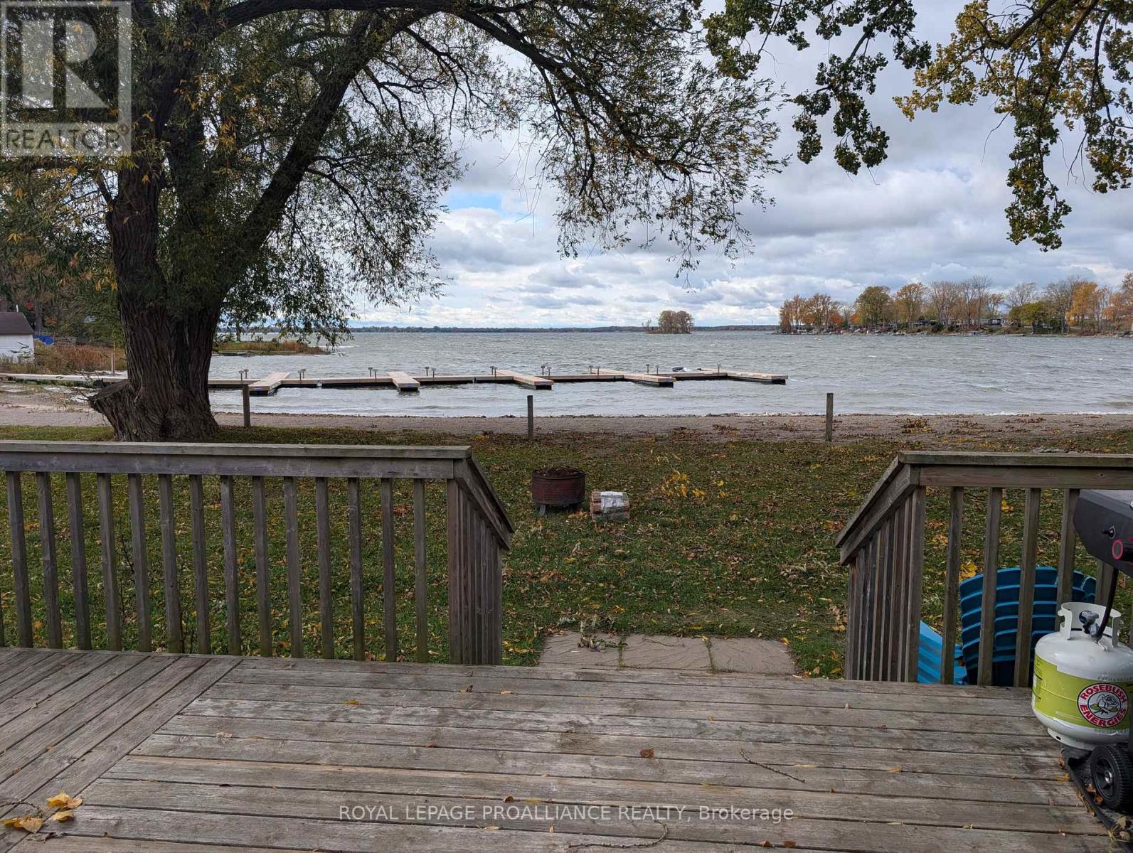 486 Cty Rd 18- 7 Beachview Lane, Prince Edward County (Athol Ward), Ontario  K0K 1P0 - Photo 23 - X12480506
