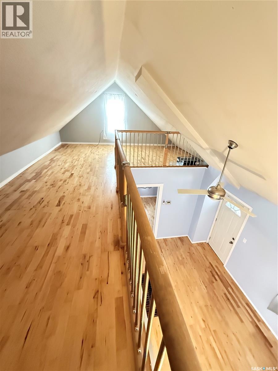 108 4th Avenue Se, Weyburn, Saskatchewan  S4H 1X6 - Photo 22 - SK003399