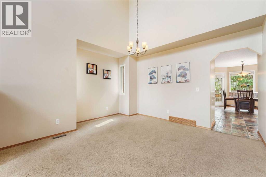 9 Valley Meadow Close Nw, Calgary, Alberta  T3B 5M1 - Photo 17 - A2250641