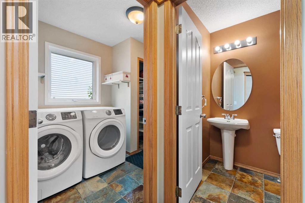 9 Valley Meadow Close Nw, Calgary, Alberta  T3B 5M1 - Photo 34 - A2250641