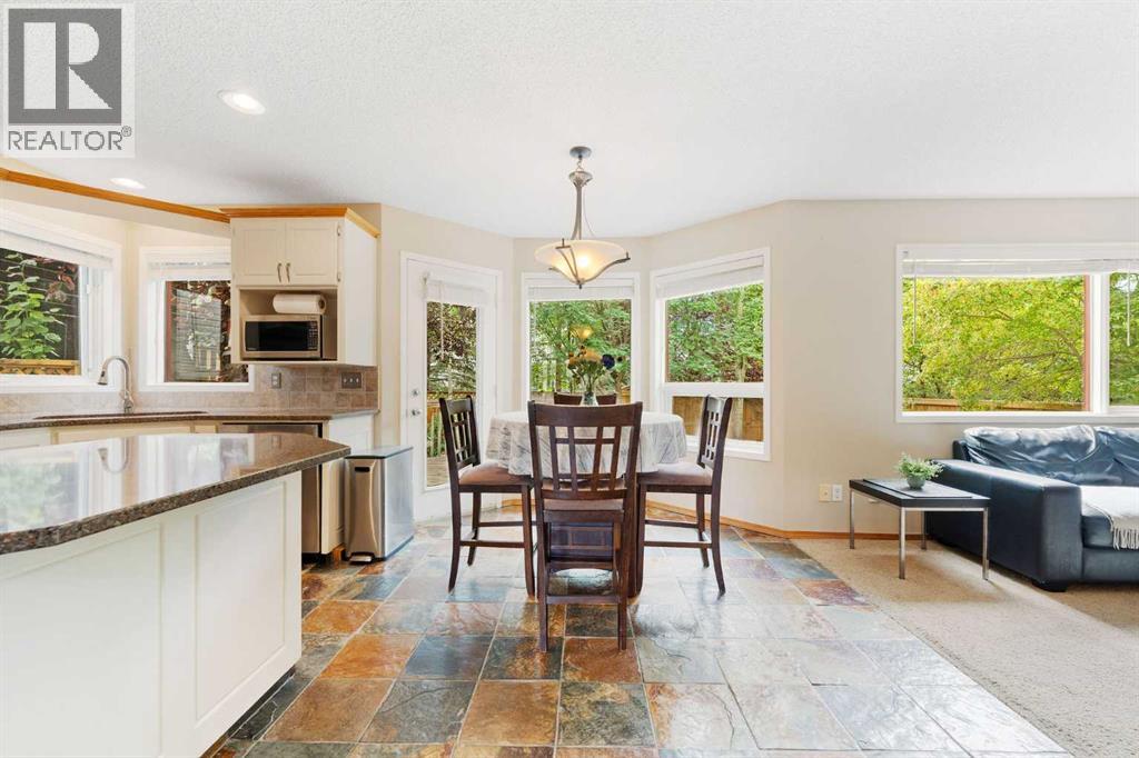 9 Valley Meadow Close Nw, Calgary, Alberta  T3B 5M1 - Photo 25 - A2250641