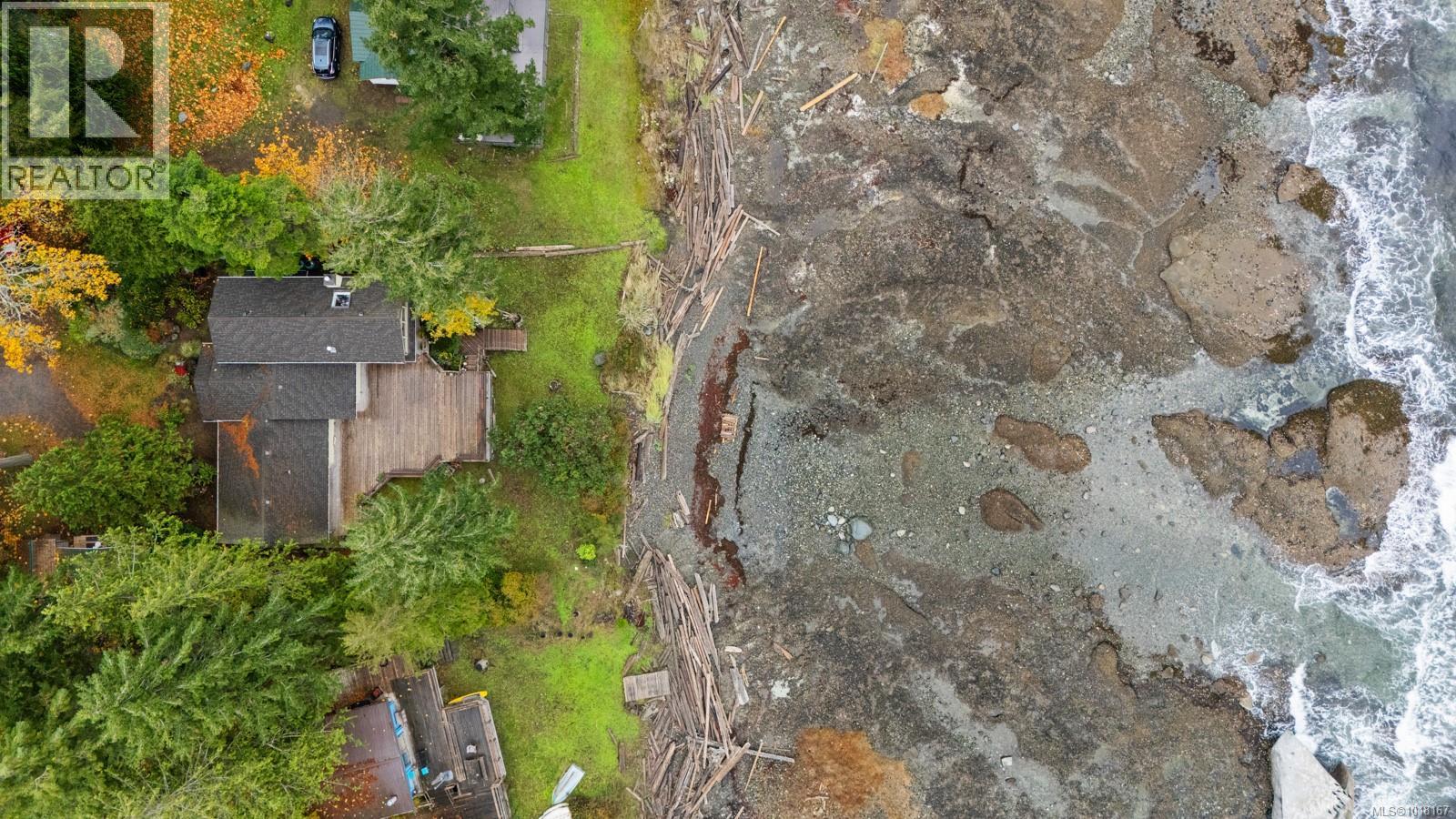 3495 Harwood Rd, Hornby Island, British Columbia
