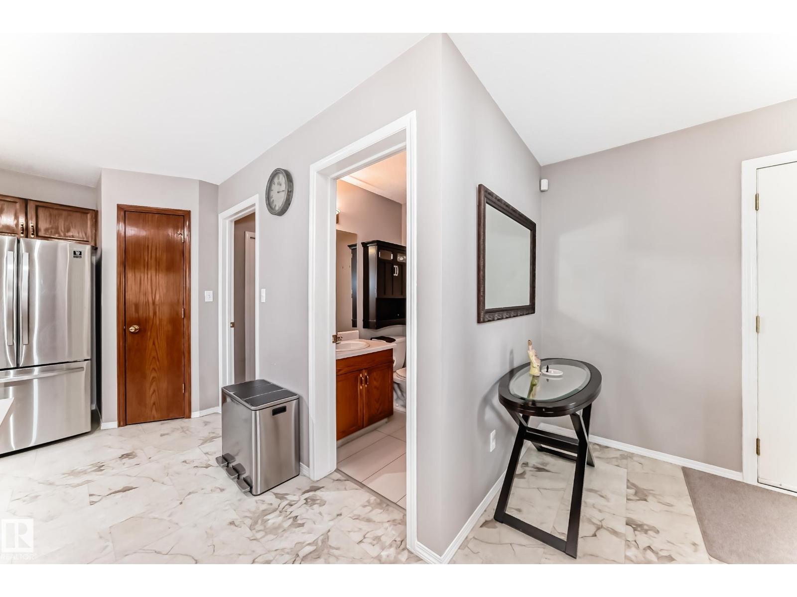 712 Balfour Cl Nw, Edmonton, Alberta  T5T 6H7 - Photo 18 - E4463364