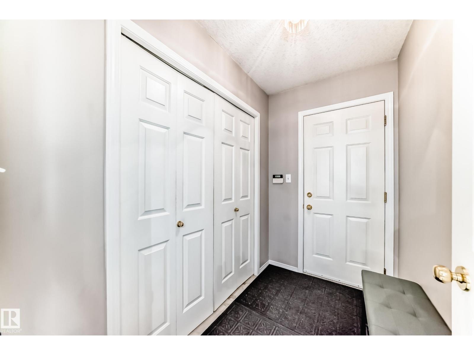 712 Balfour Cl Nw, Edmonton, Alberta  T5T 6H7 - Photo 19 - E4463364