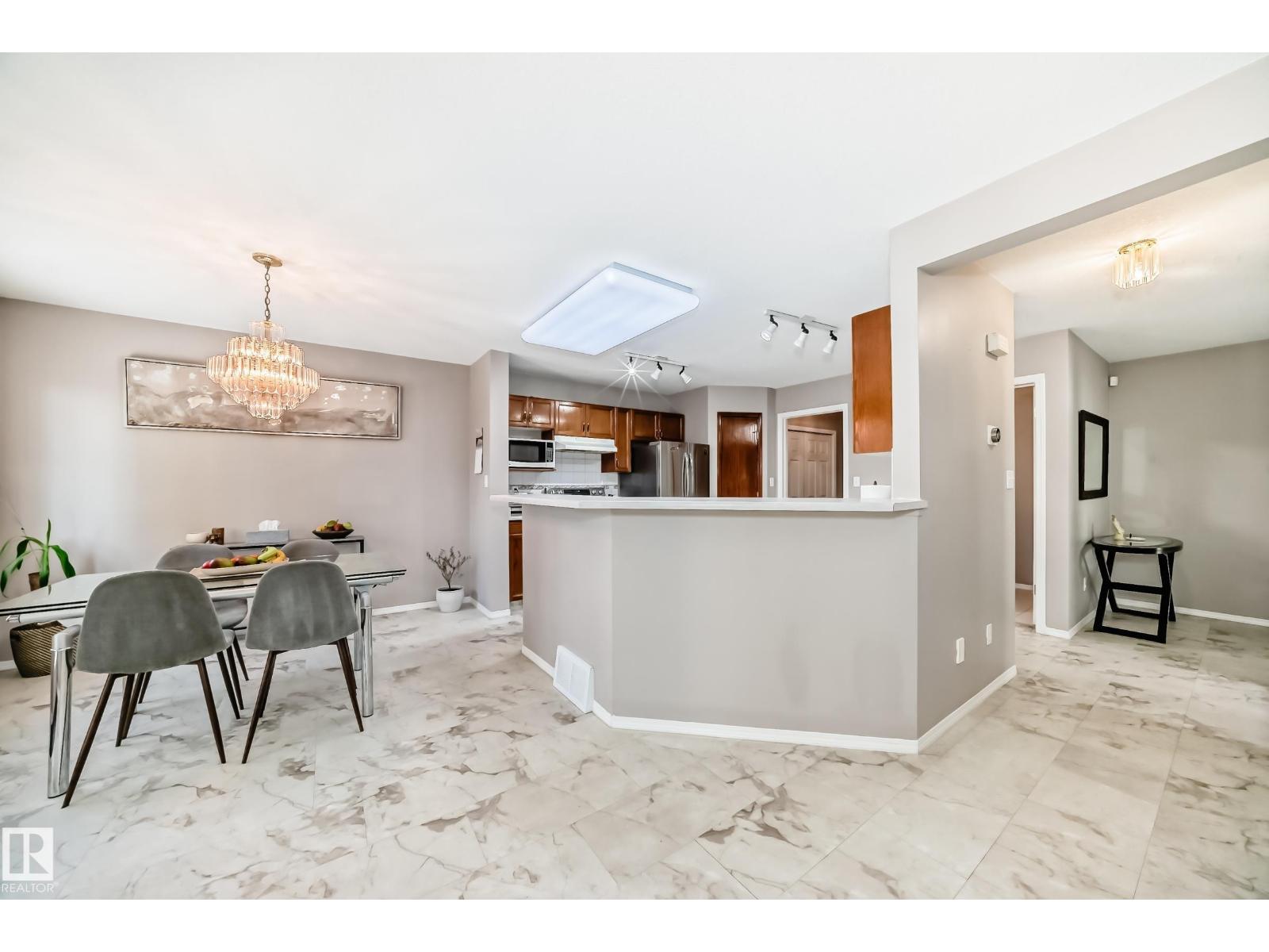 712 Balfour Cl Nw, Edmonton, Alberta  T5T 6H7 - Photo 9 - E4463364