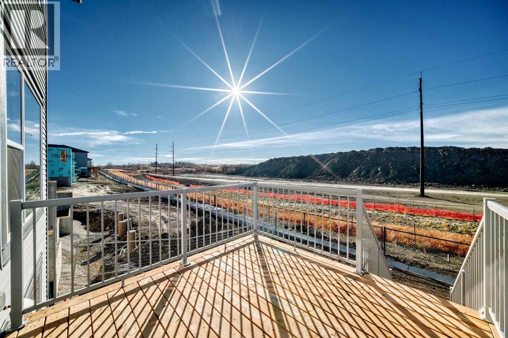 40 Southborough Common, Cochrane, Alberta  T4C 3L9 - Photo 13 - A2265504