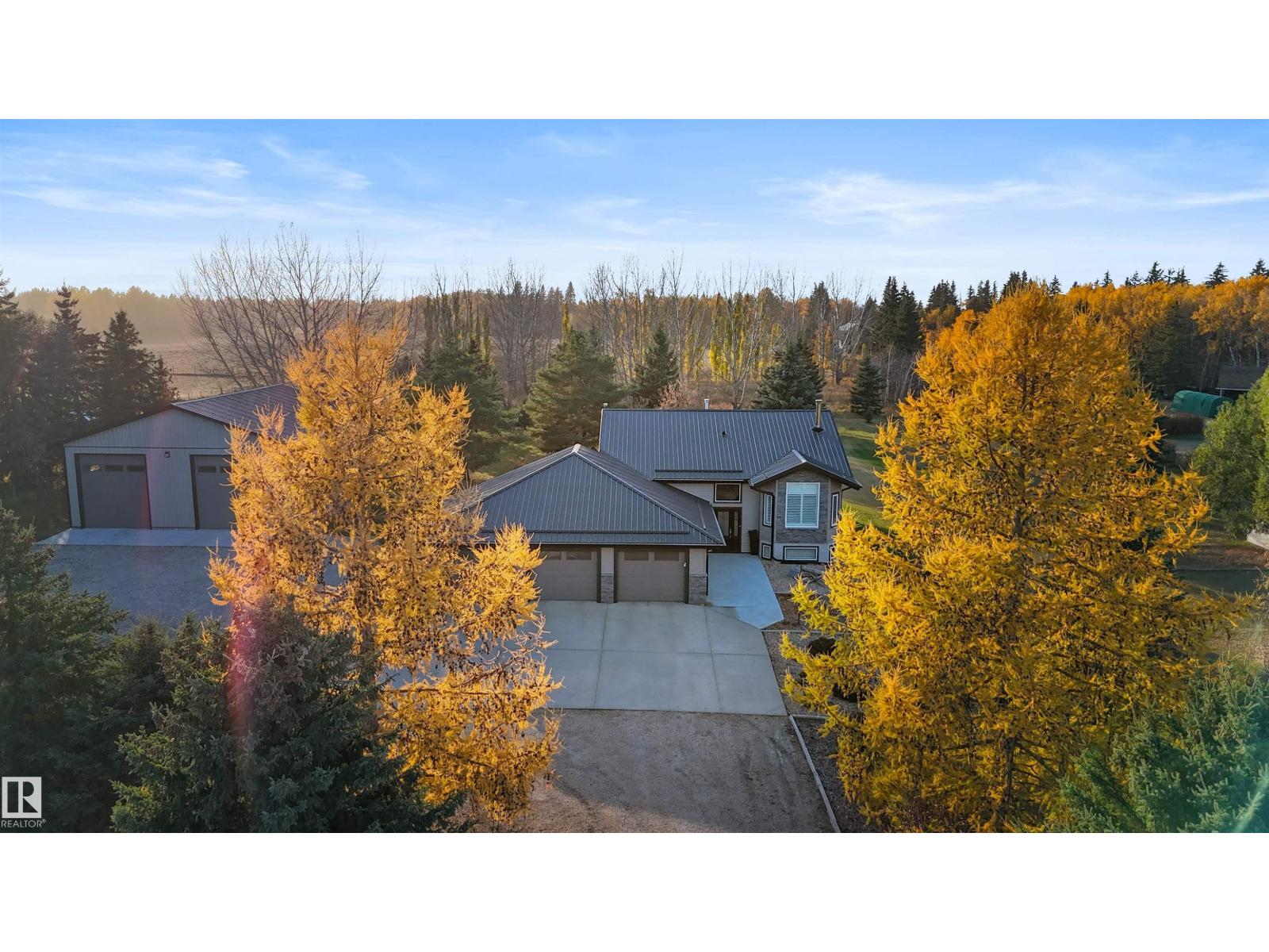 #4 27005 TWP ROAD 511, Rural Parkland County, Alberta