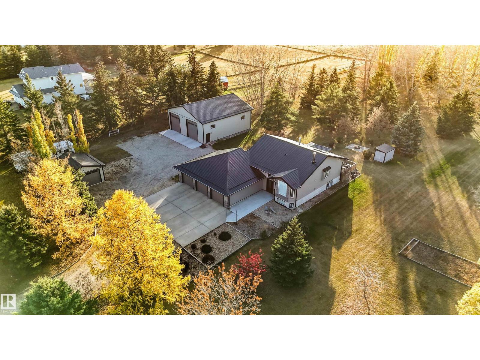 #4 27005 Twp Road 511, Rural Parkland County, Alberta  T7Z 1R1 - Photo 3 - E4463362