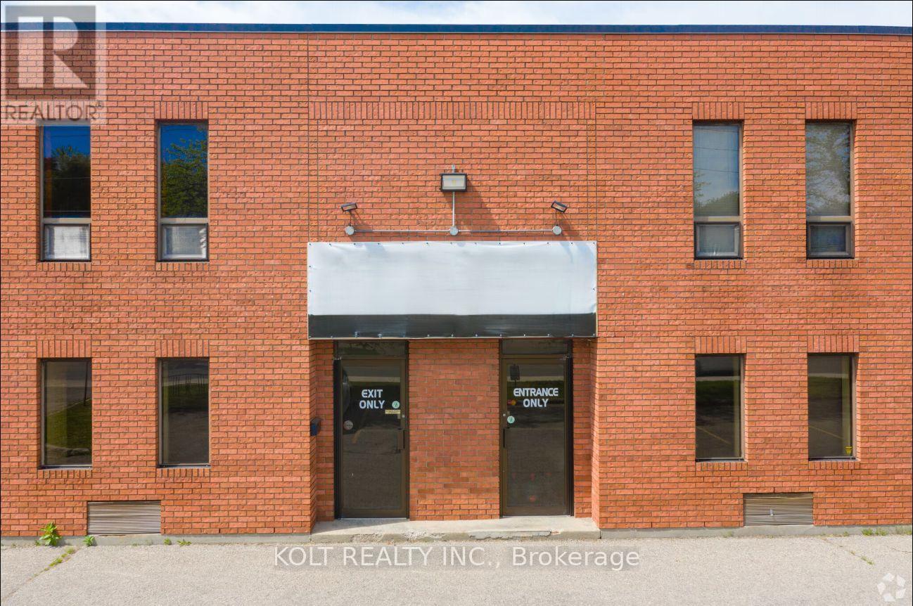 1-2 - 16 Mary Street, Aurora, Ontario  L4G 1G2 - Photo 3 - N12480420