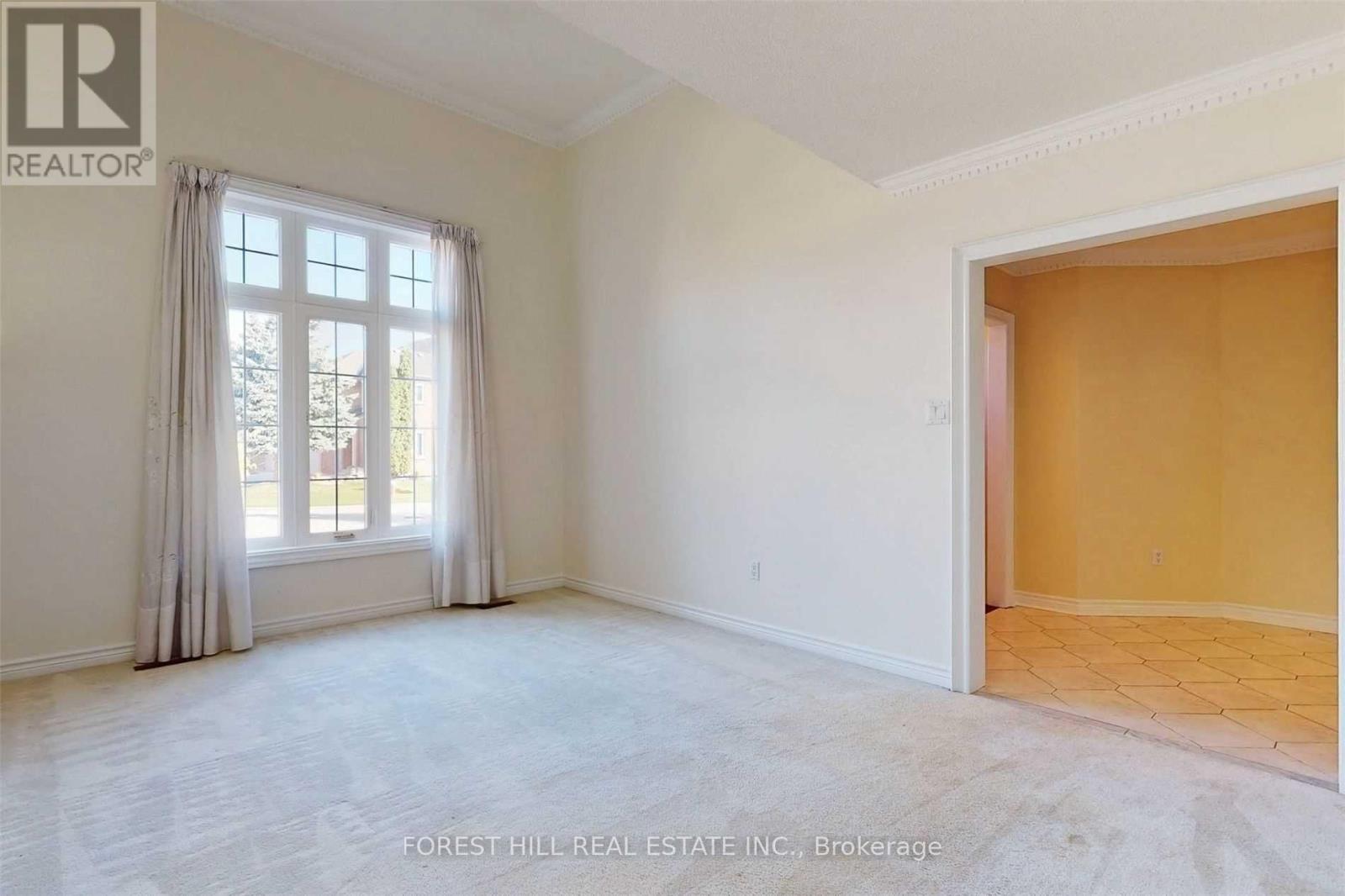 24 Green Ash Crescent, Richmond Hill, Ontario  L4B 3S1 - Photo 3 - N12480476