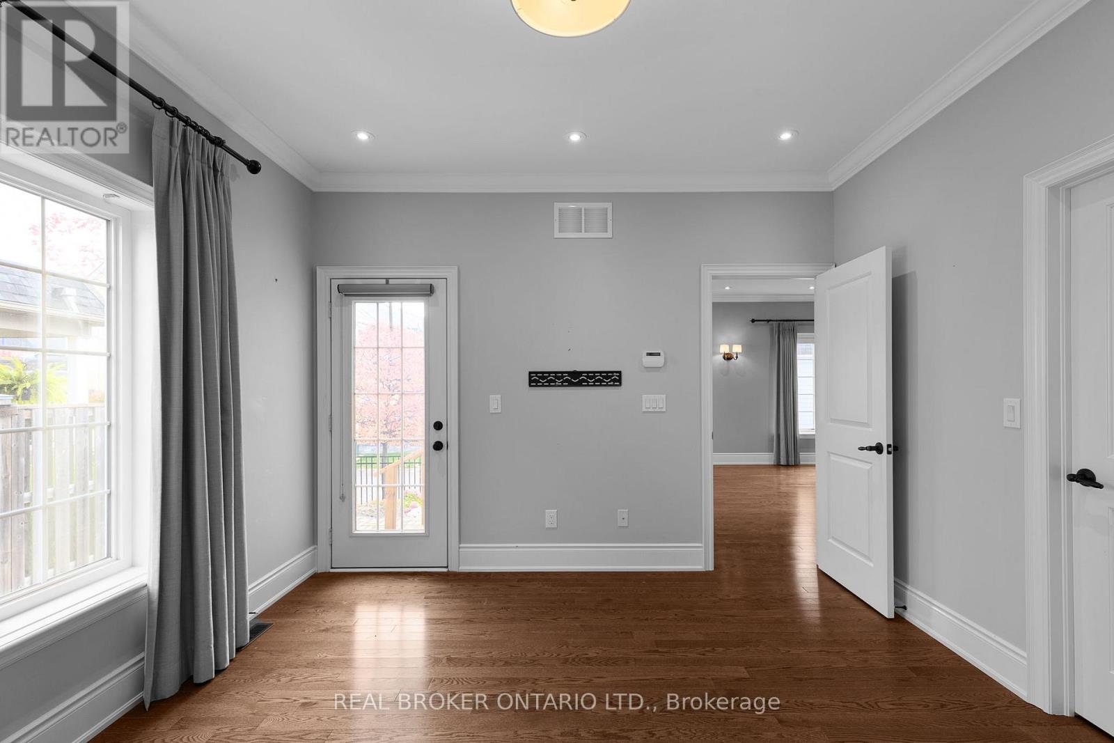 3315 Beach Club Boulevard, Severn (West Shore), Ontario  L3V 0E1 - Photo 16 - S12480460