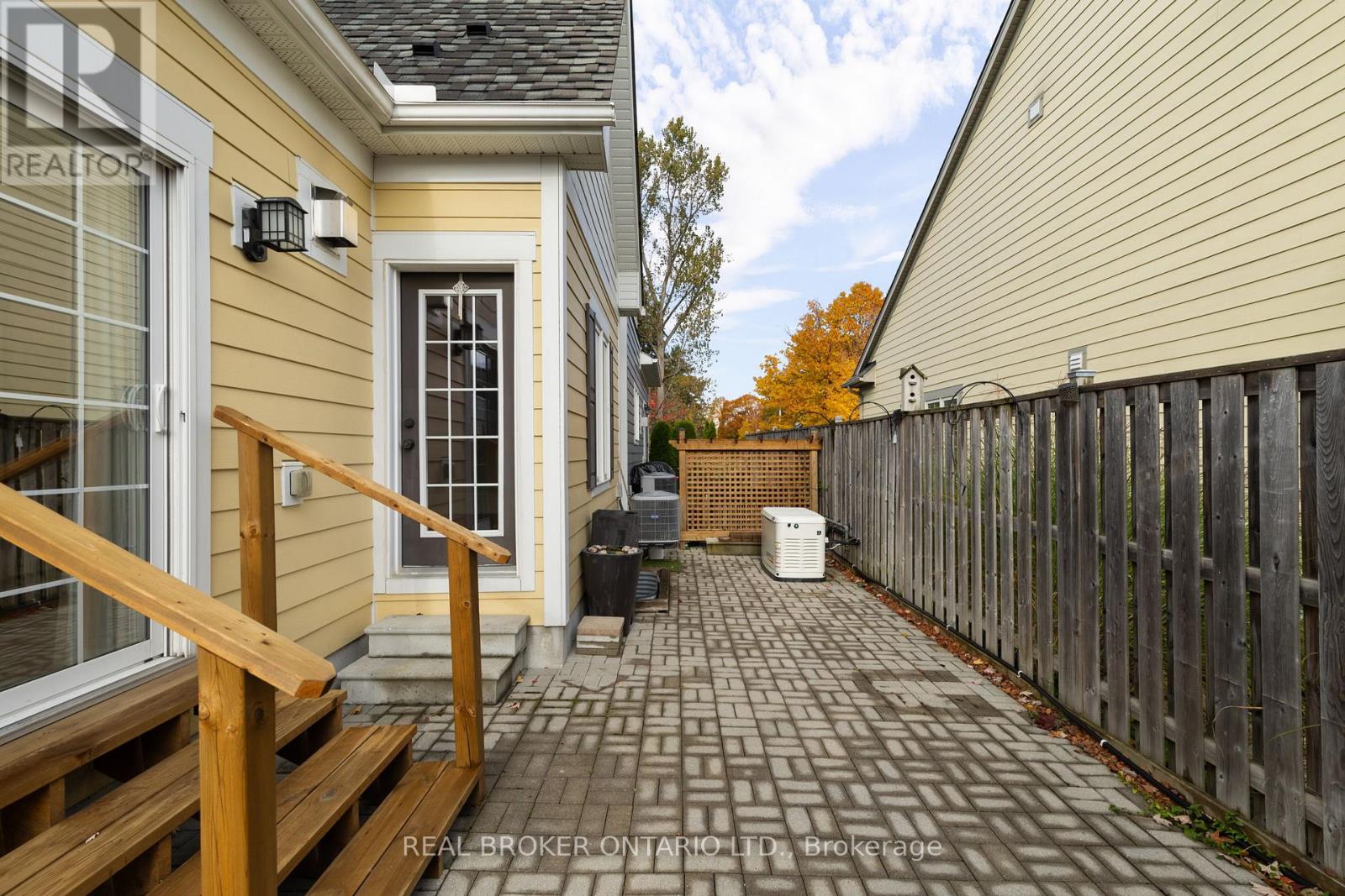 3315 Beach Club Boulevard, Severn (West Shore), Ontario  L3V 0E1 - Photo 32 - S12480460