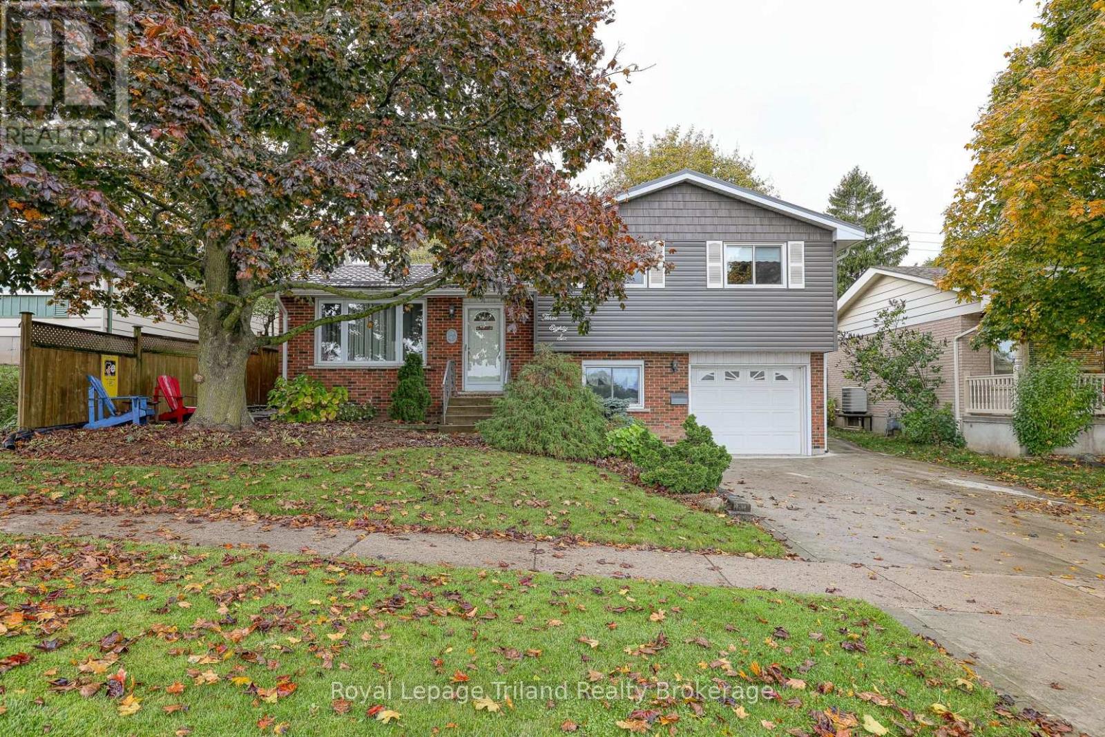 386 Sales Drive, Woodstock, Ontario  N4S 8K3 - Photo 1 - X12480521