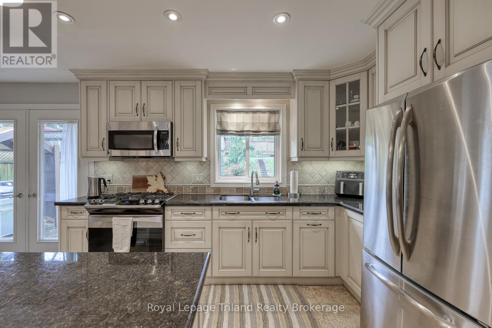 386 Sales Drive, Woodstock, Ontario  N4S 8K3 - Photo 12 - X12480521