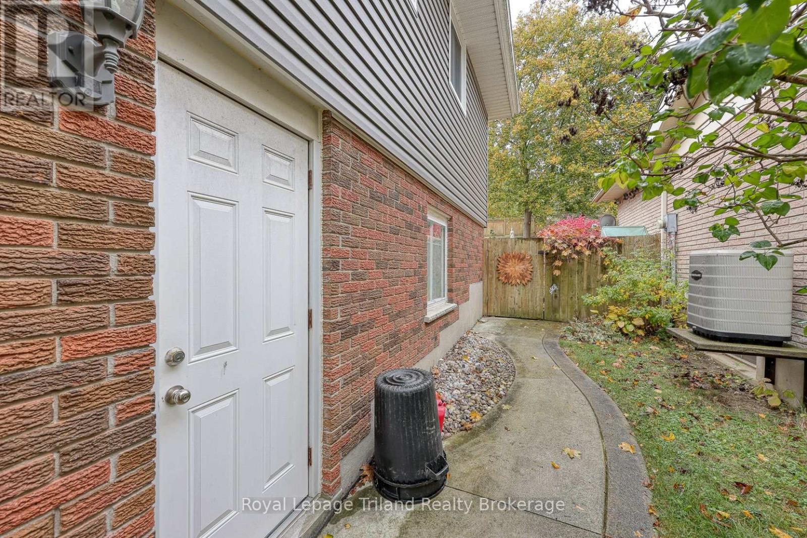 386 Sales Drive, Woodstock, Ontario  N4S 8K3 - Photo 30 - X12480521