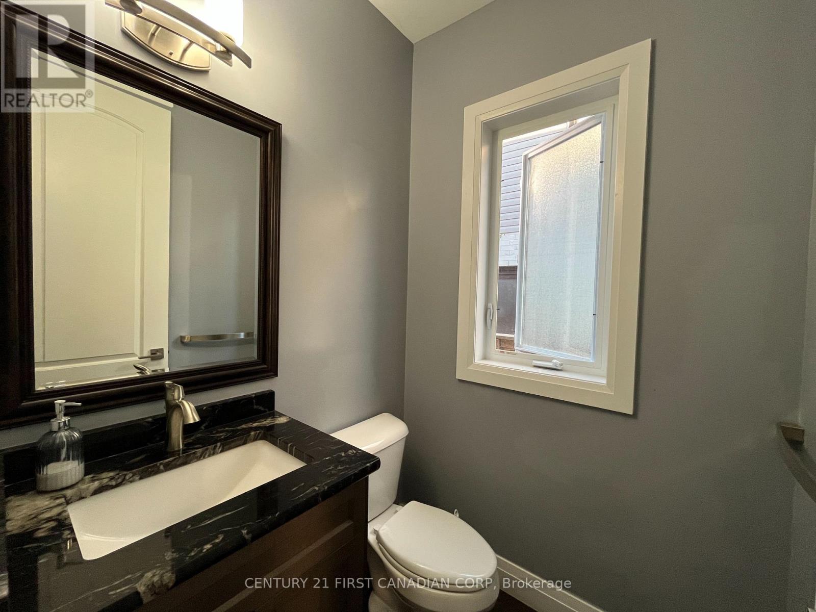 33 - 41 Earlscourt Terrace, Middlesex Centre, Ontario  N0L 1R0 - Photo 16 - X12394458