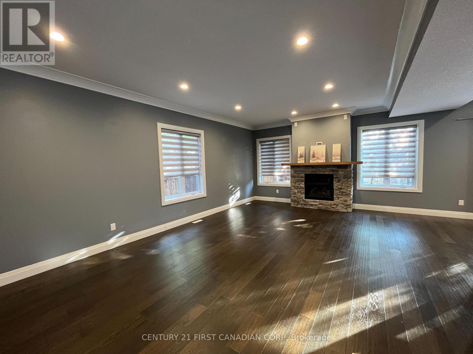 33 - 41 Earlscourt Terrace, Middlesex Centre, Ontario  N0L 1R0 - Photo 7 - X12394458