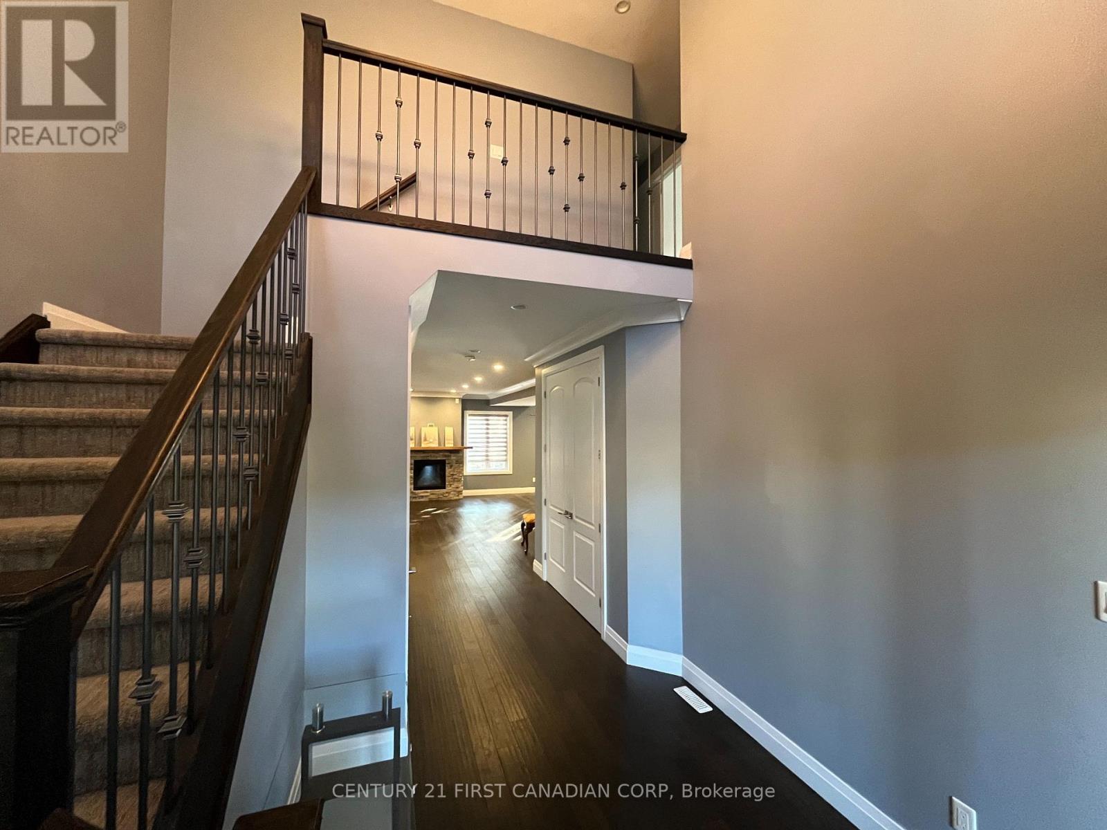33 - 41 Earlscourt Terrace, Middlesex Centre, Ontario  N0L 1R0 - Photo 6 - X12394458