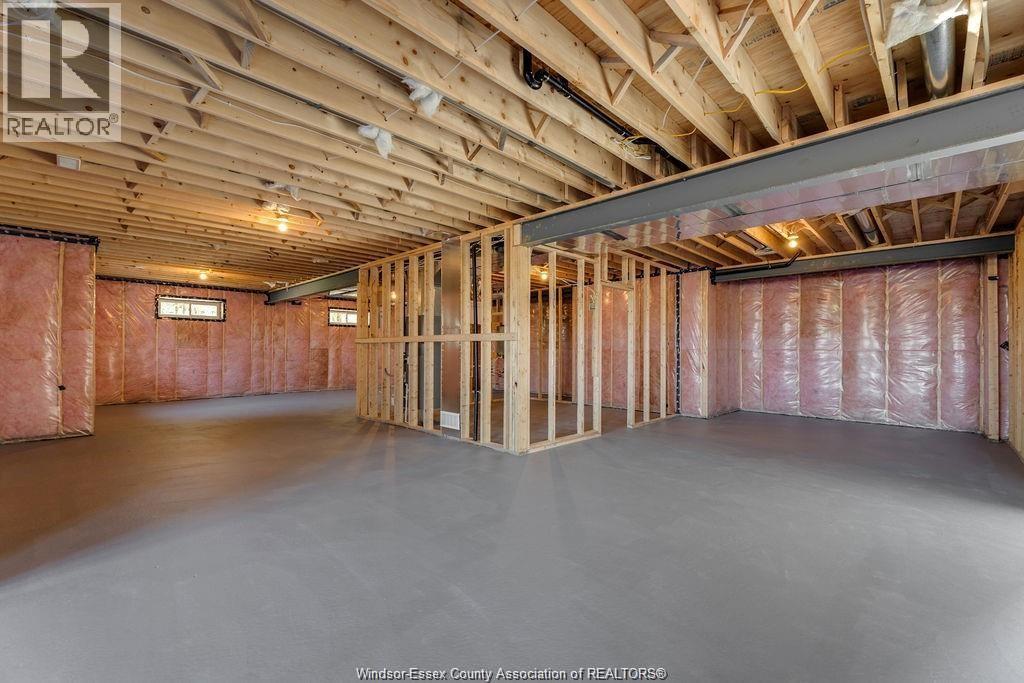 418 County Rd 34, Kingsville, Ontario  N8H 3V6 - Photo 27 - 25027098