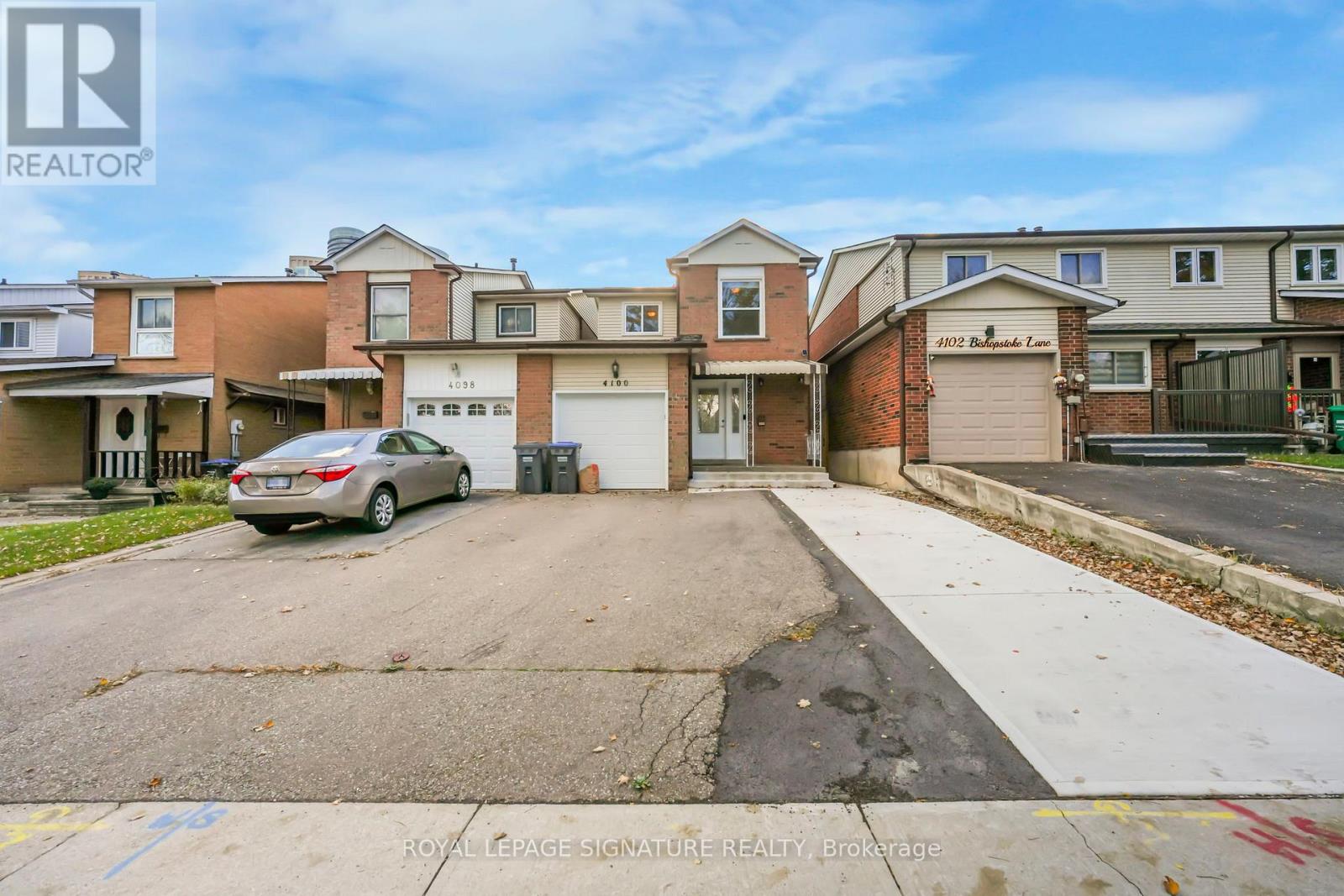 4100 Bishopstoke Lane, Mississauga, Ontario  L4Z 1M5 - Photo 2 - W12480480