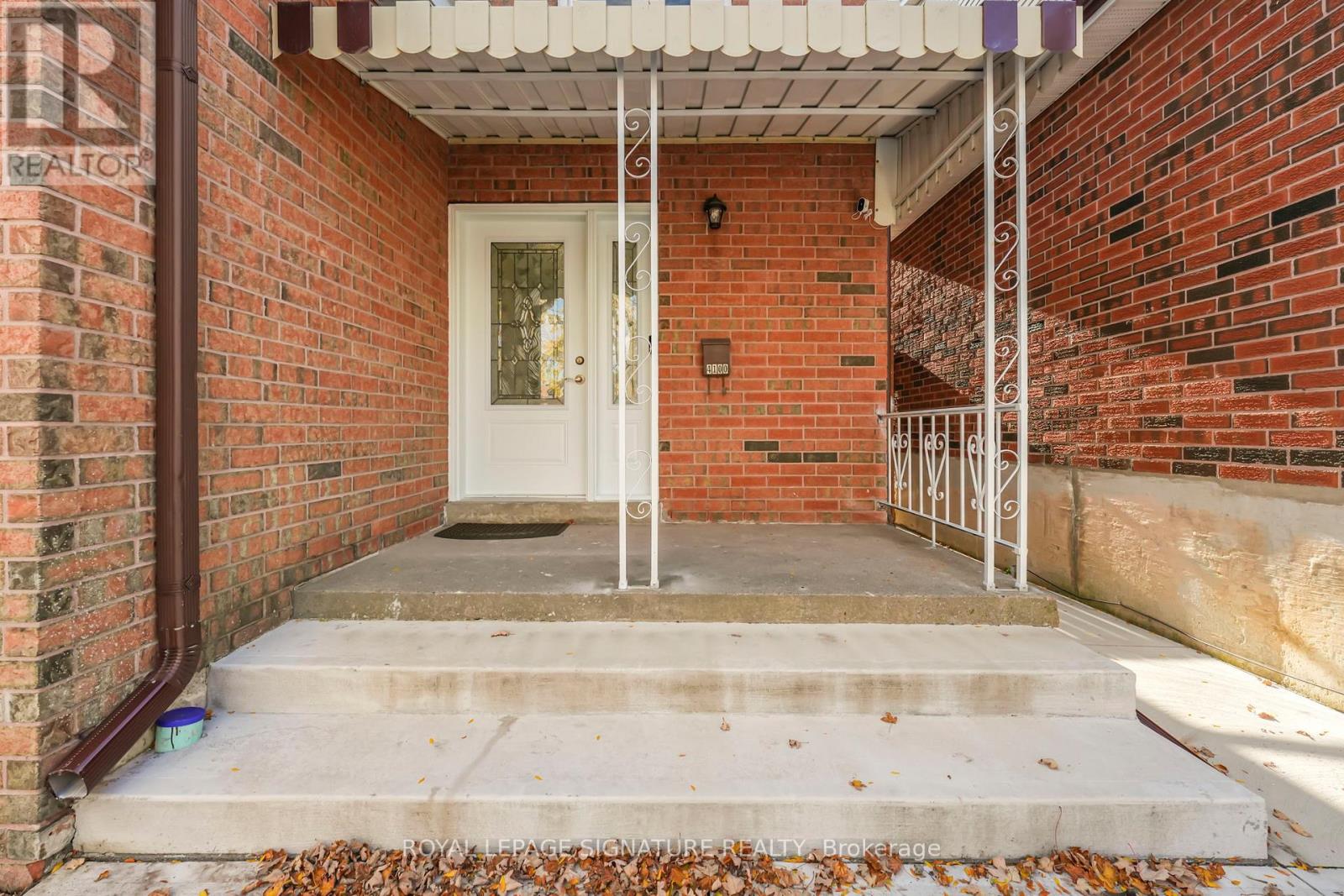 4100 Bishopstoke Lane, Mississauga, Ontario  L4Z 1M5 - Photo 3 - W12480480