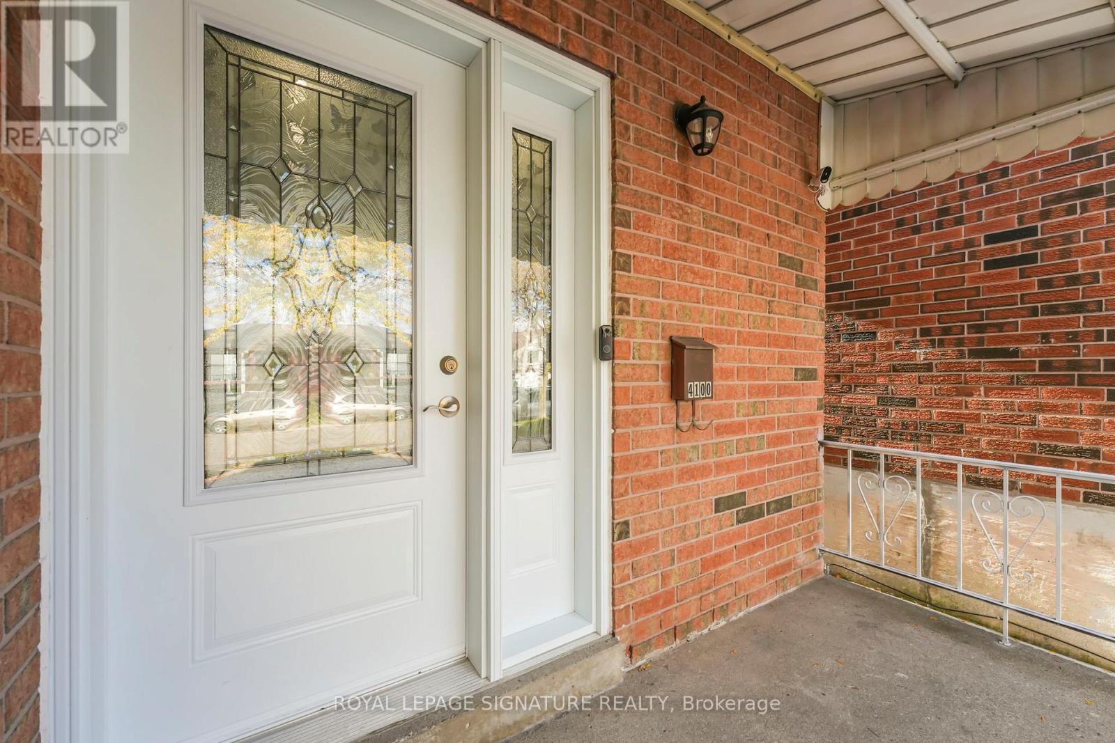 4100 Bishopstoke Lane, Mississauga, Ontario  L4Z 1M5 - Photo 4 - W12480480