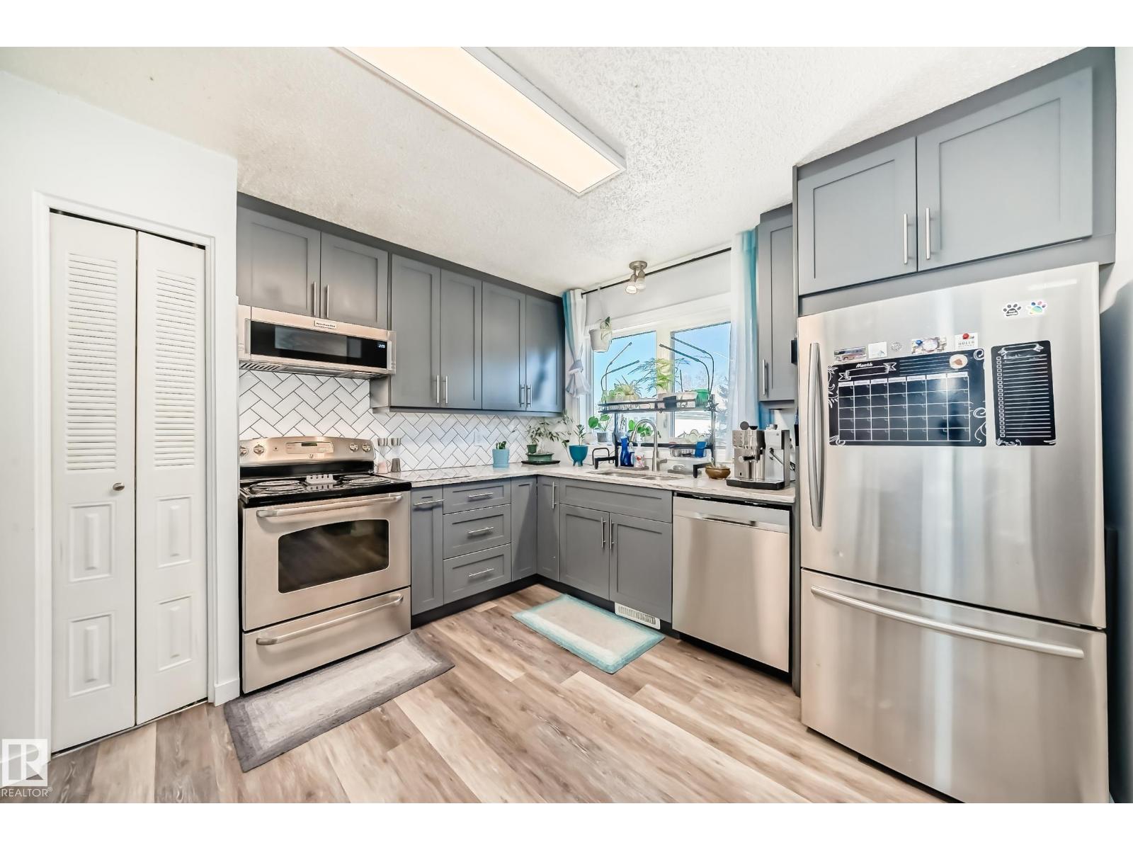 14508 21 St Nw, Edmonton, Alberta  T5Y 1T8 - Photo 5 - E4462144