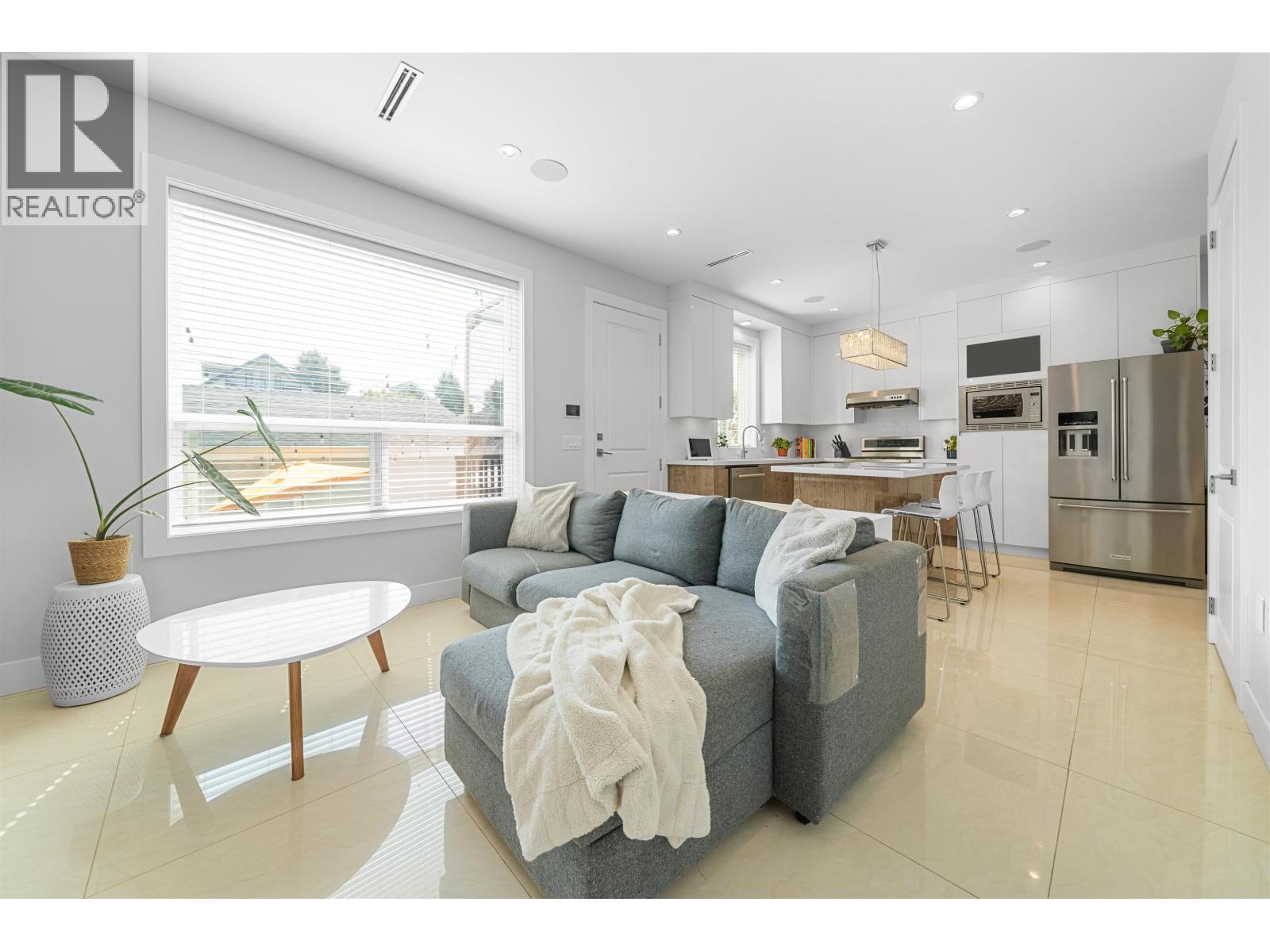 3448 Pandora Street, Vancouver, British Columbia  V5K 1W8 - Photo 5 - R3042685