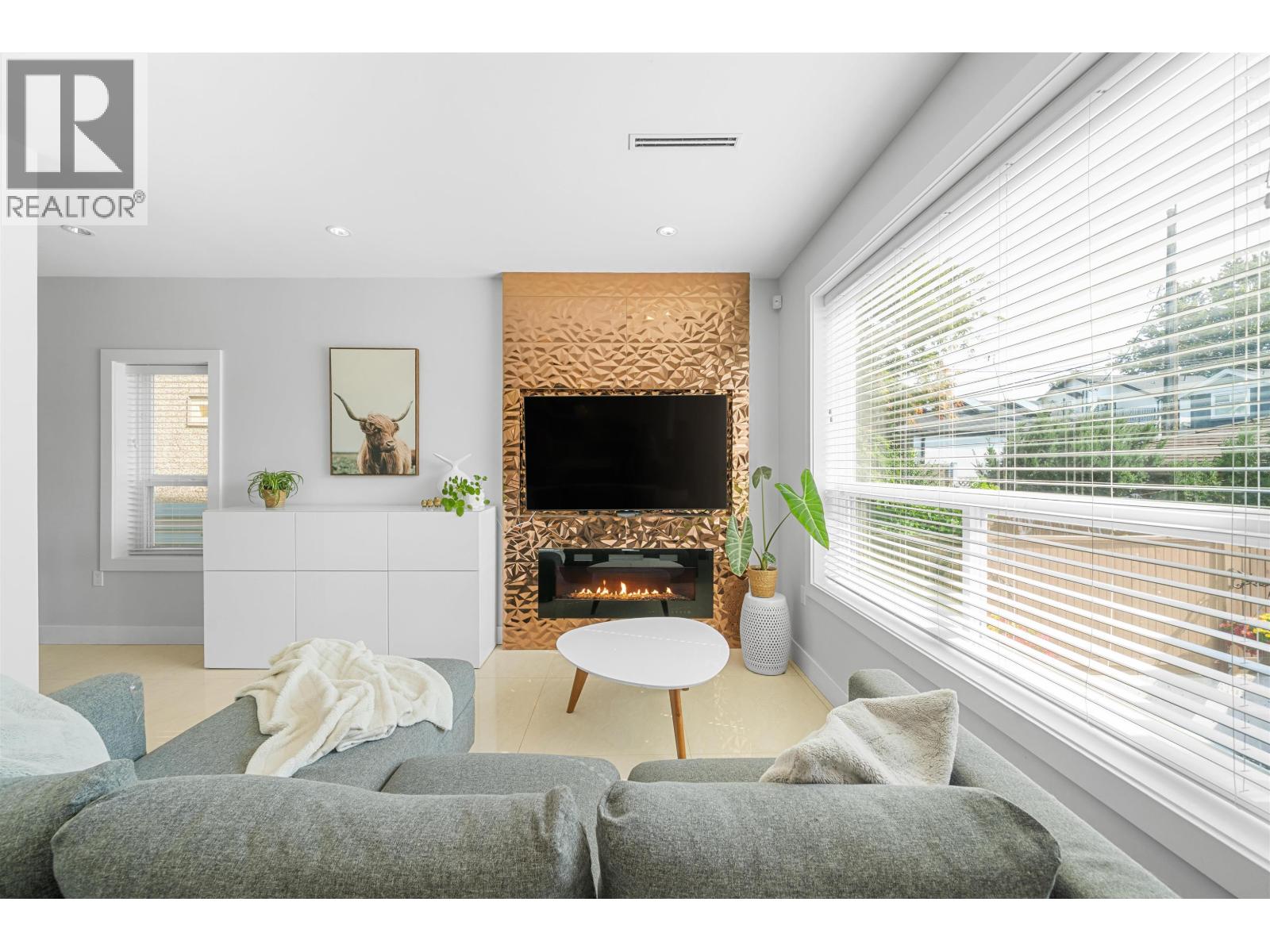 3448 Pandora Street, Vancouver, British Columbia  V5K 1W8 - Photo 4 - R3042685