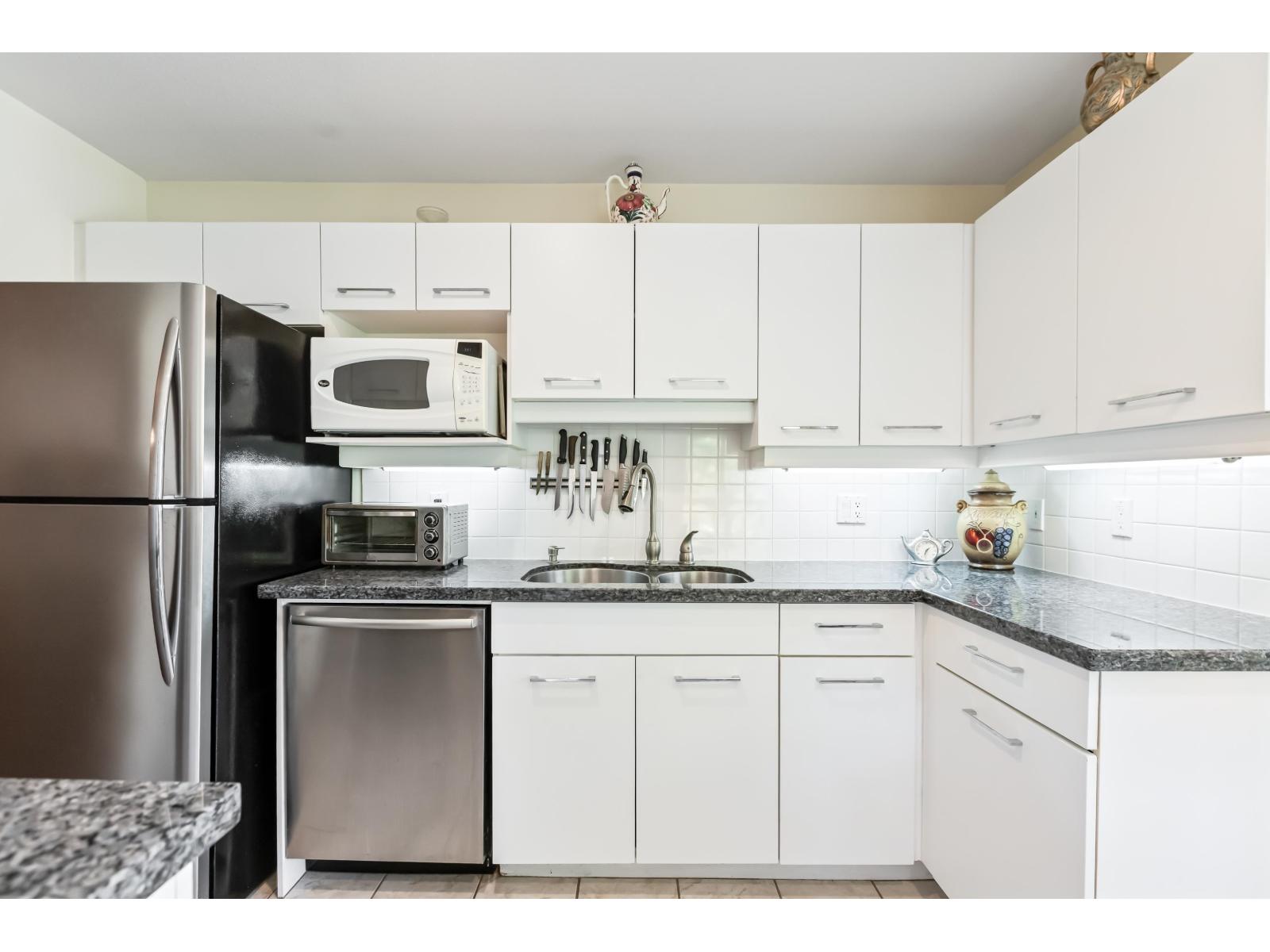 304 15155 22 Avenue, Surrey, British Columbia  V4A 9T4 - Photo 10 - R3039475