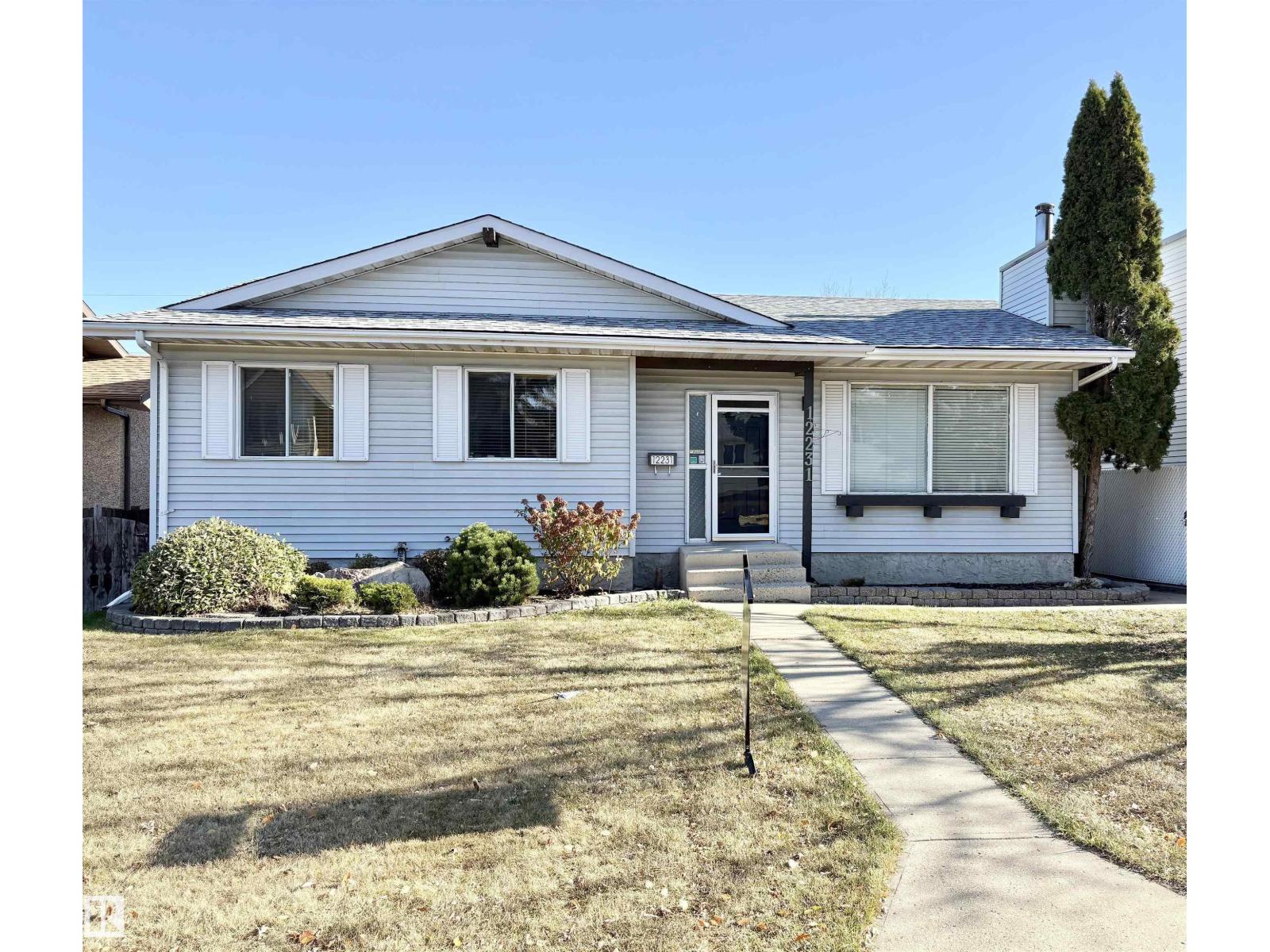 12231 44 ST NW NW, Edmonton, Alberta