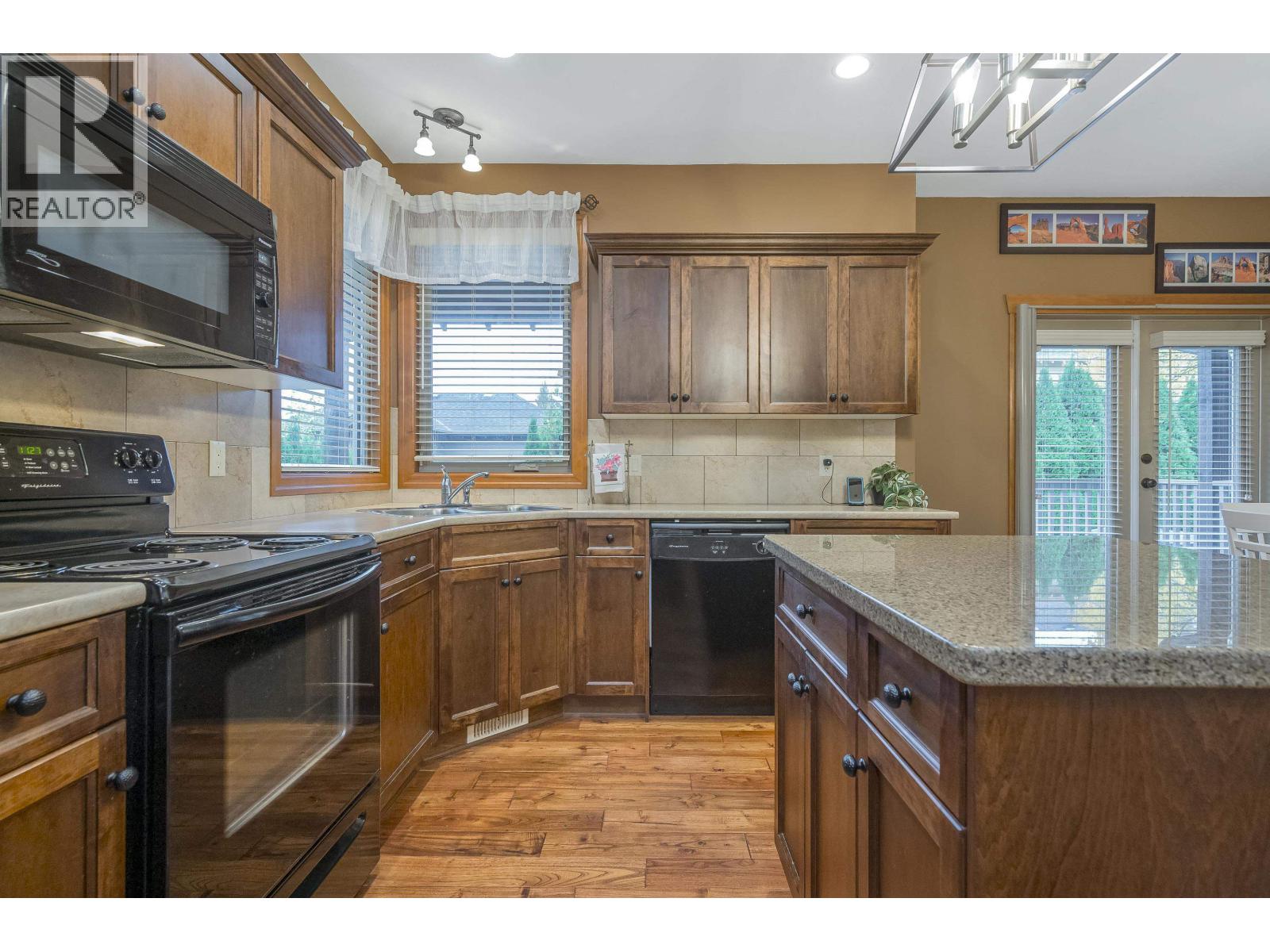 22835 Docksteader Circle, Maple Ridge, British Columbia  V4R 0B1 - Photo 8 - R3061531