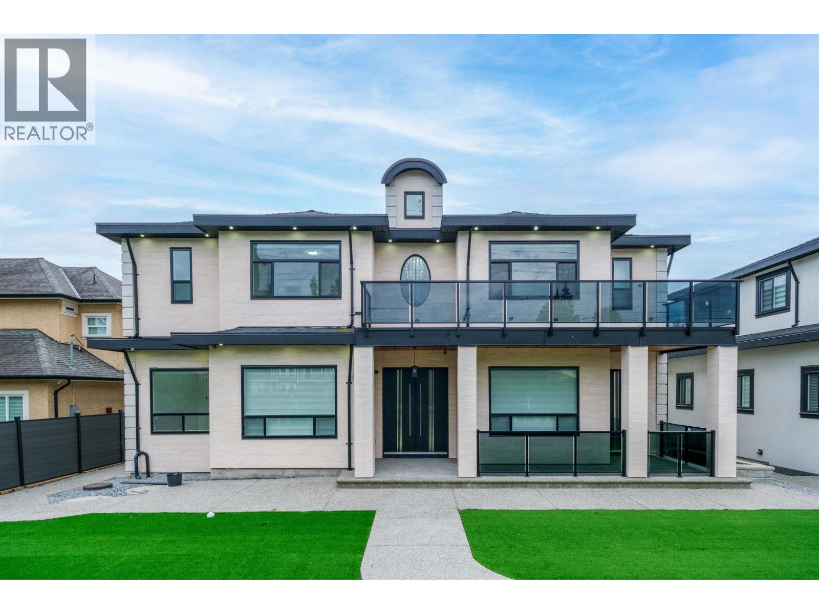 1100 COMO LAKE AVENUE, Coquitlam, British Columbia