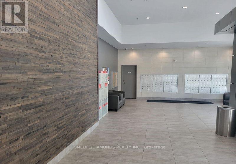 1705 - 318 Spruce Street, Waterloo, Ontario  N2L 3M7 - Photo 4 - X12480422