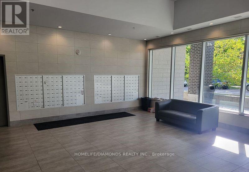 1705 - 318 Spruce Street, Waterloo, Ontario  N2L 3M7 - Photo 6 - X12480422