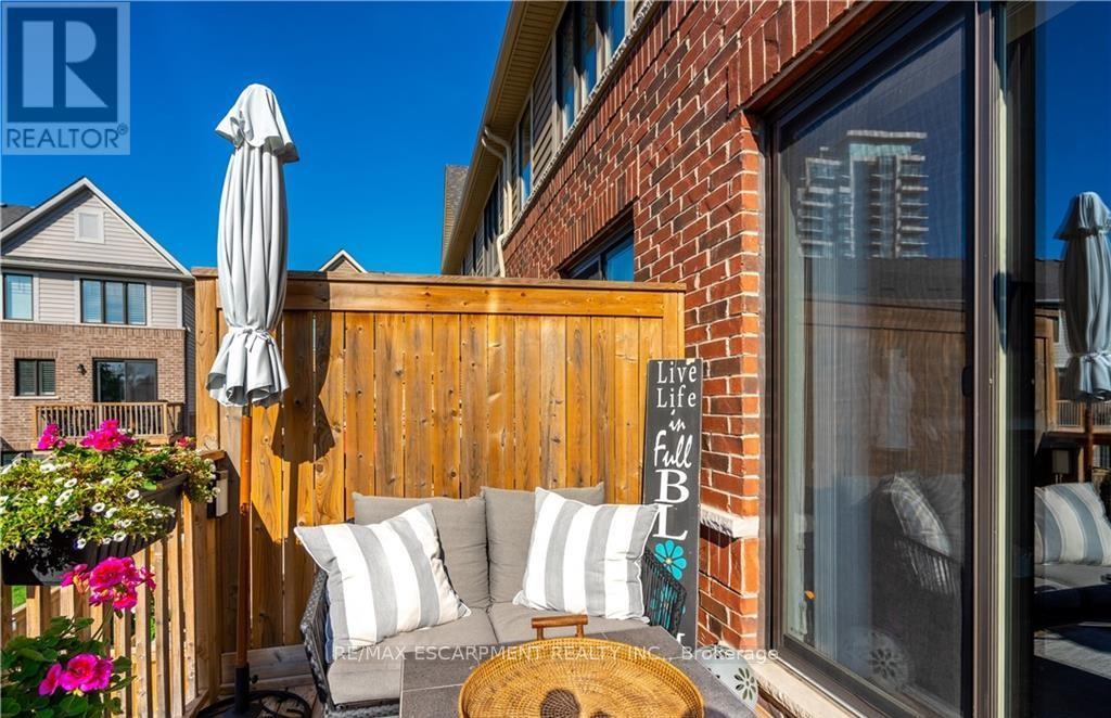 15 Pierre Trudeau Lane, Grimsby, Ontario  L3M 0H4 - Photo 18 - X12480447
